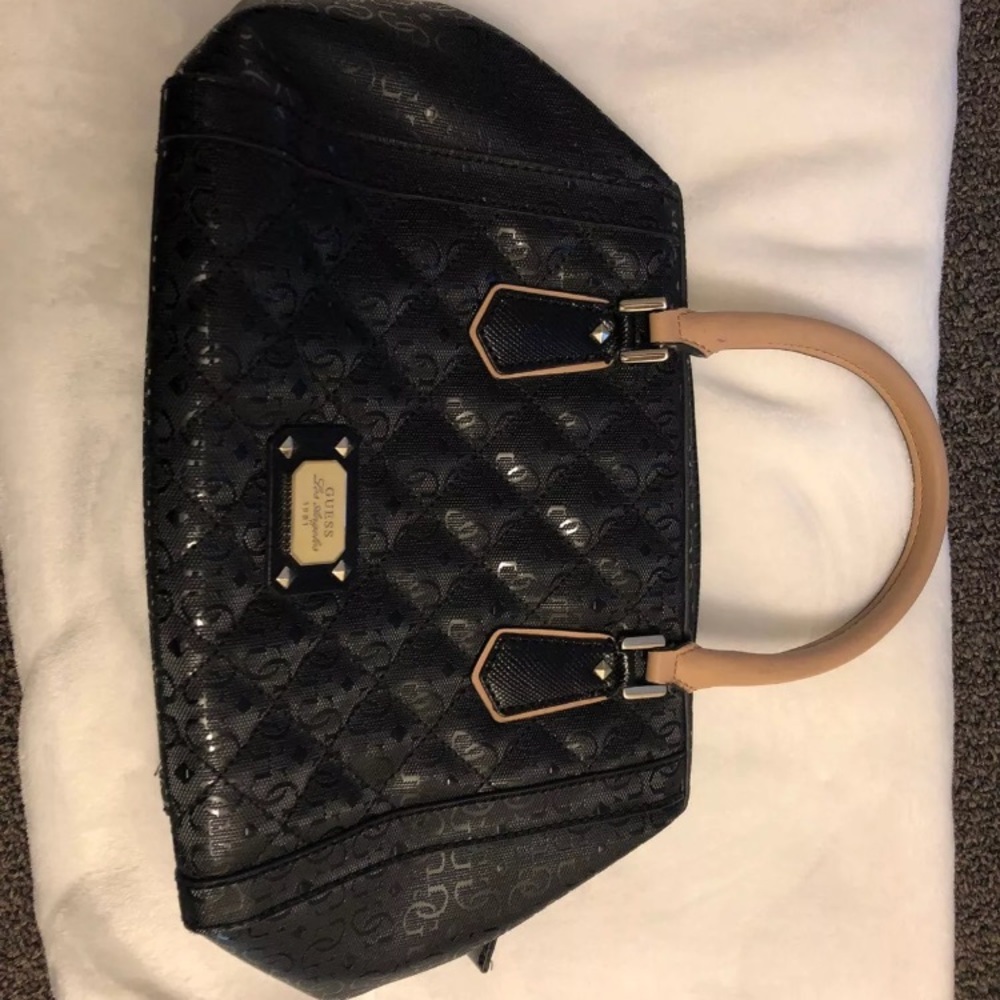 Guess purse